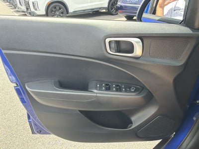 2023 Hyundai VENUE SE