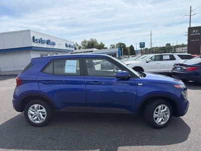 2023 Hyundai VENUE SE