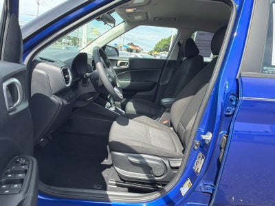 2023 Hyundai VENUE SE
