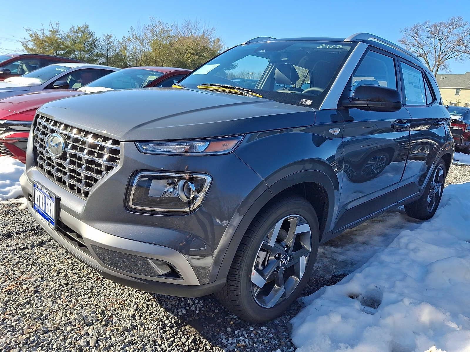 2026 Hyundai VENUE SEL W/Two-Tone Roof