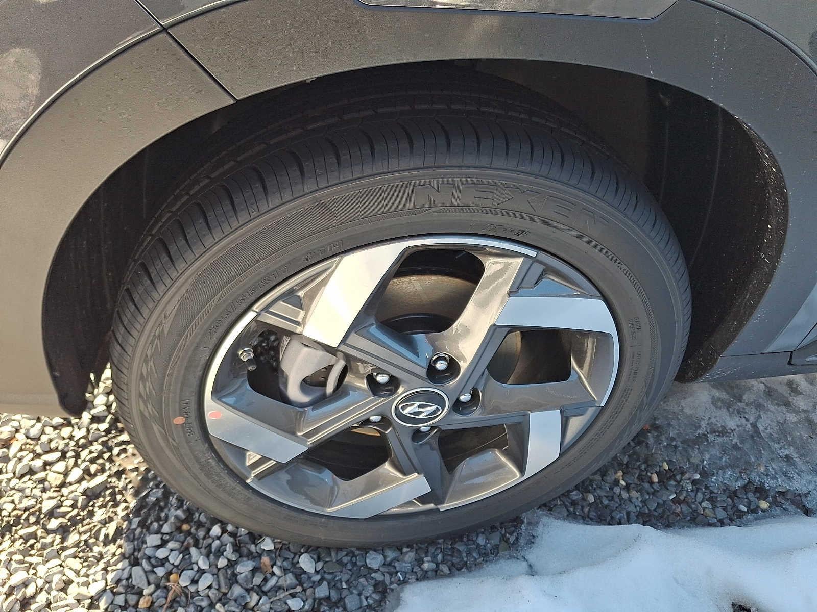 2026 Hyundai VENUE SEL W/Two-Tone Roof