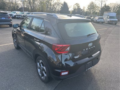 2023 Hyundai VENUE SEL