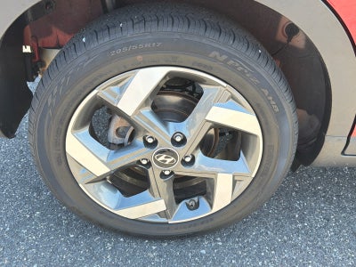 2023 Hyundai VENUE Limited