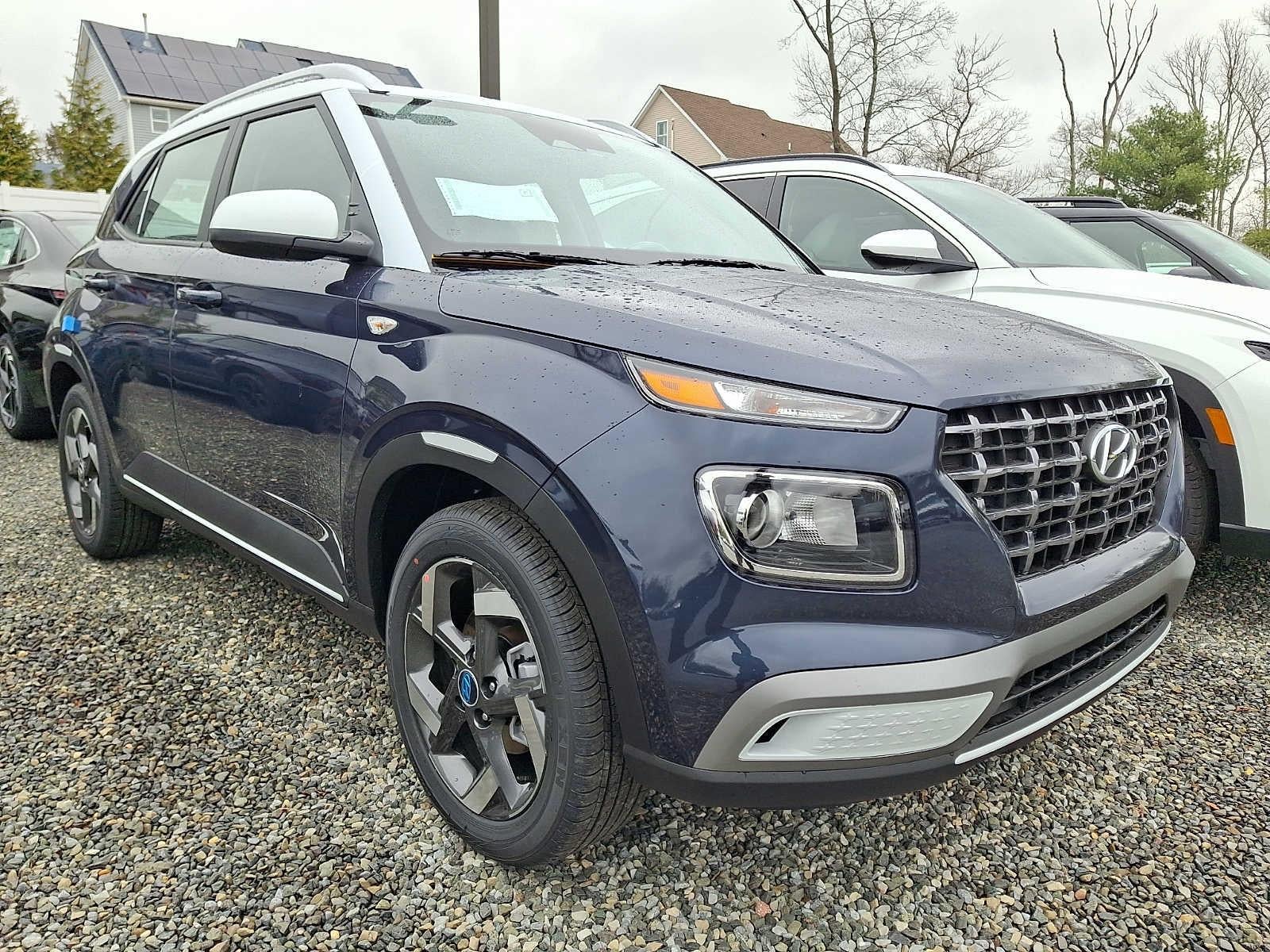 2026 Hyundai VENUE SEL W/Two-Tone Roof