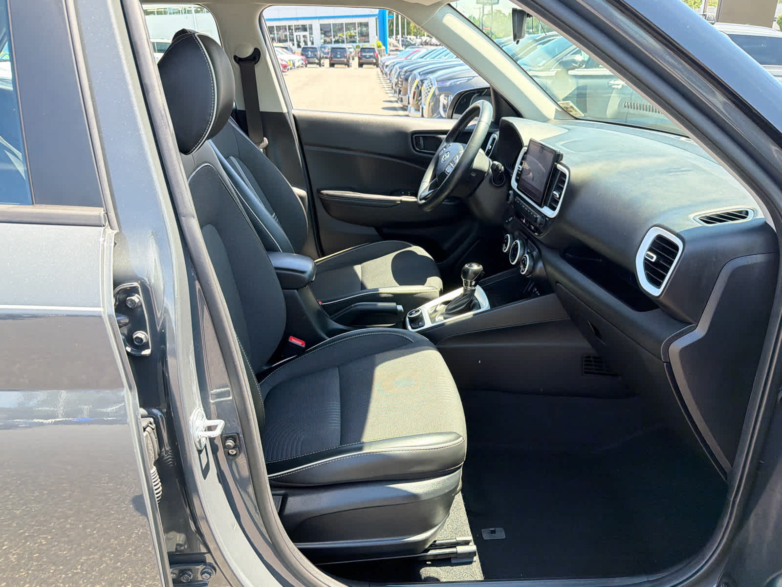 2023 Hyundai VENUE Limited