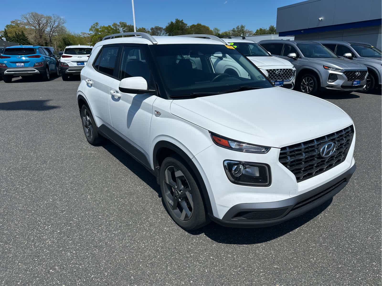 2021 Hyundai Venue SEL IVT's photo