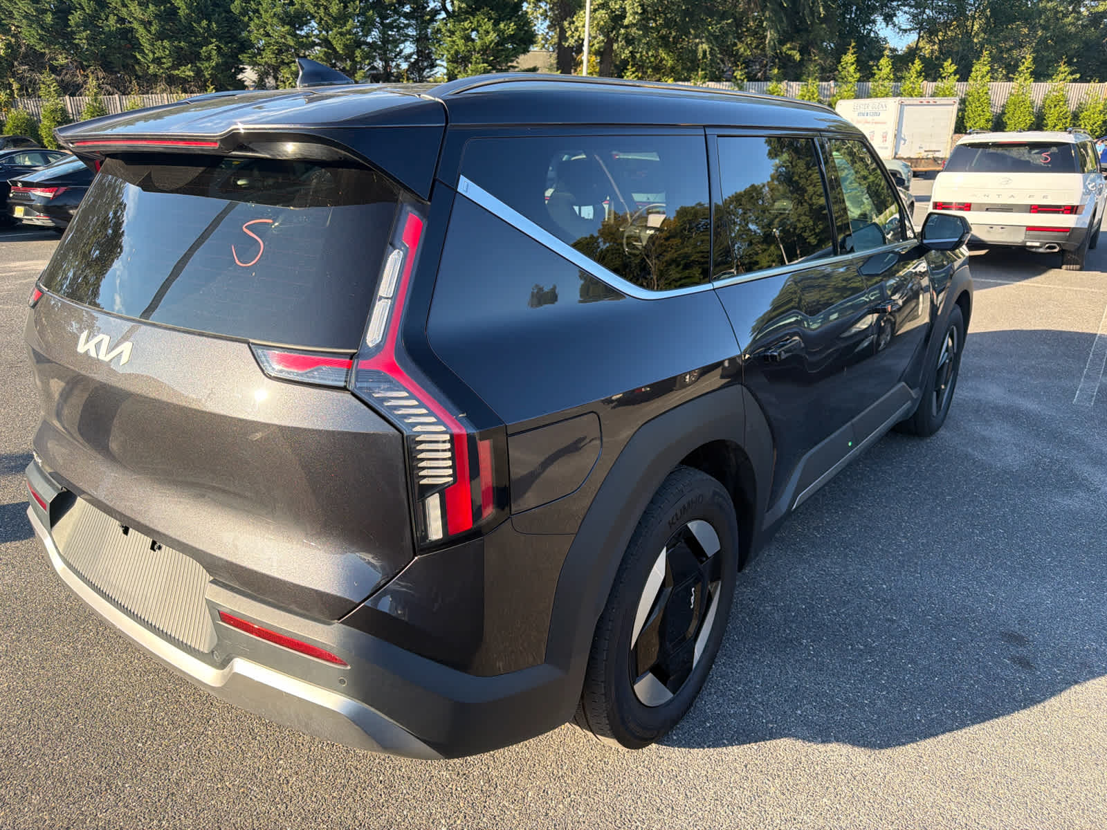 2024 Kia EV9 Wind