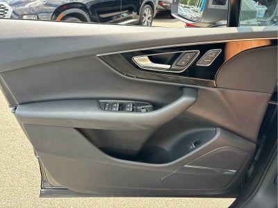 2019 Audi Q7 Premium Plus