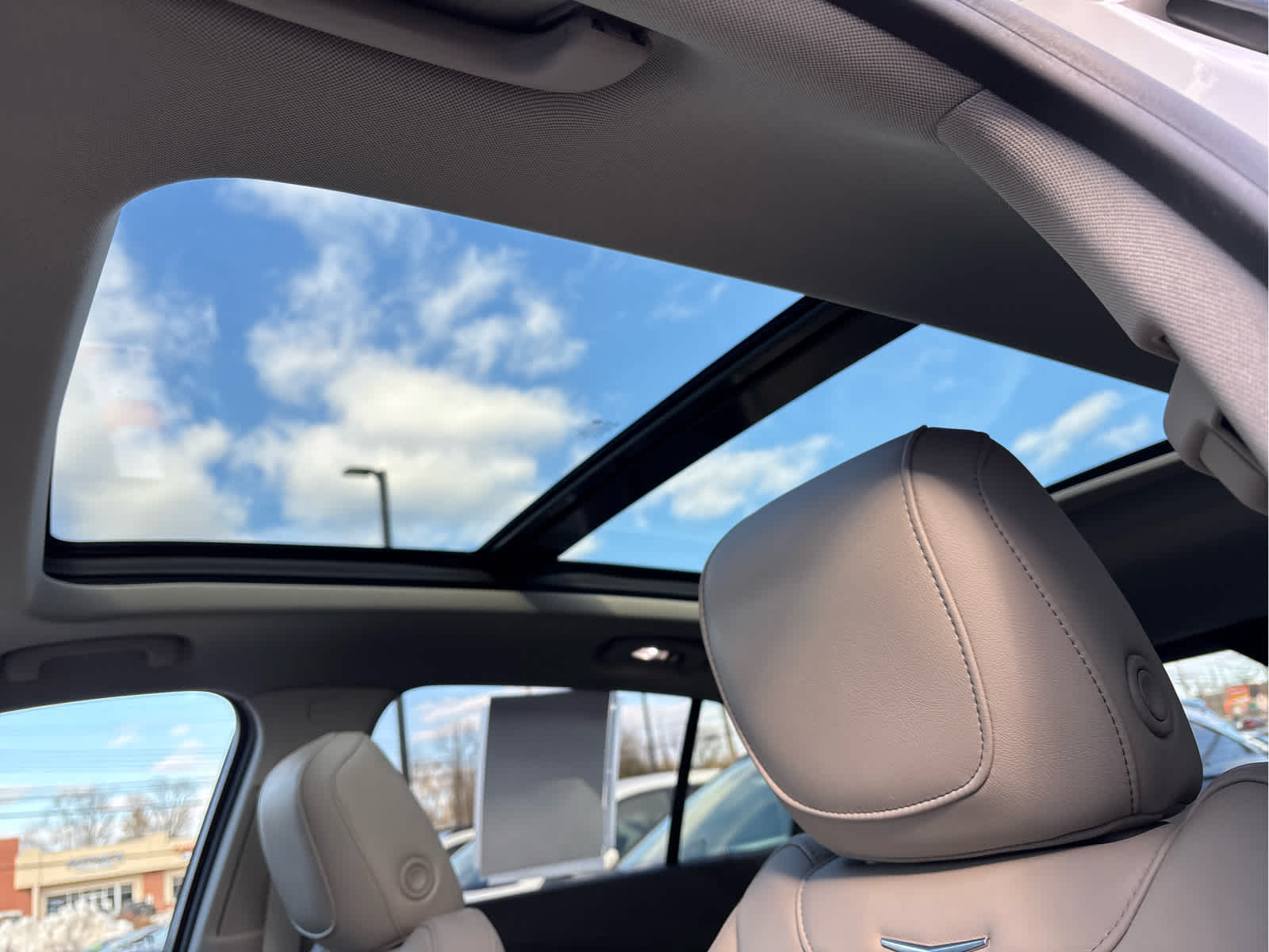 2019 Cadillac XT4 AWD Premium Luxury