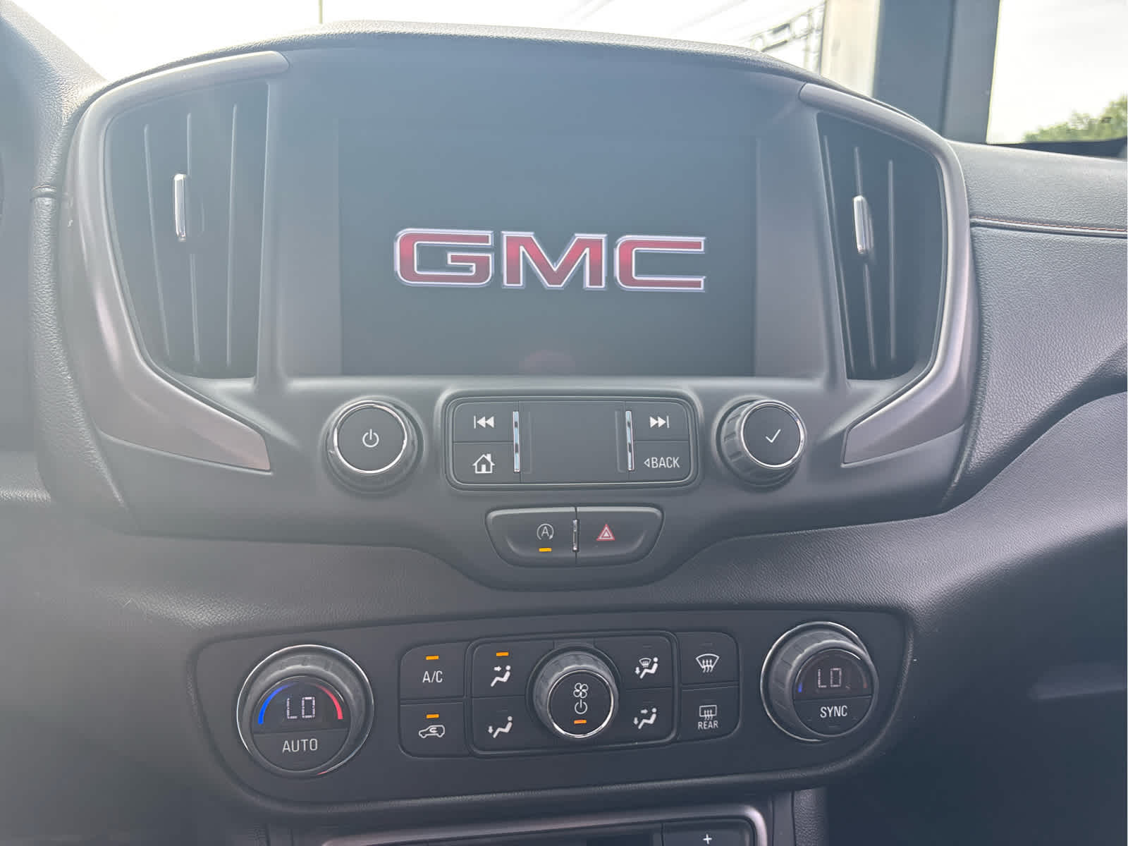 2022 GMC Terrain AT4