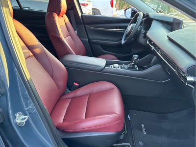 2023 Mazda MAZDA3 2.5 S Carbon Edition