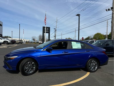 2024 Hyundai ELANTRA SEL