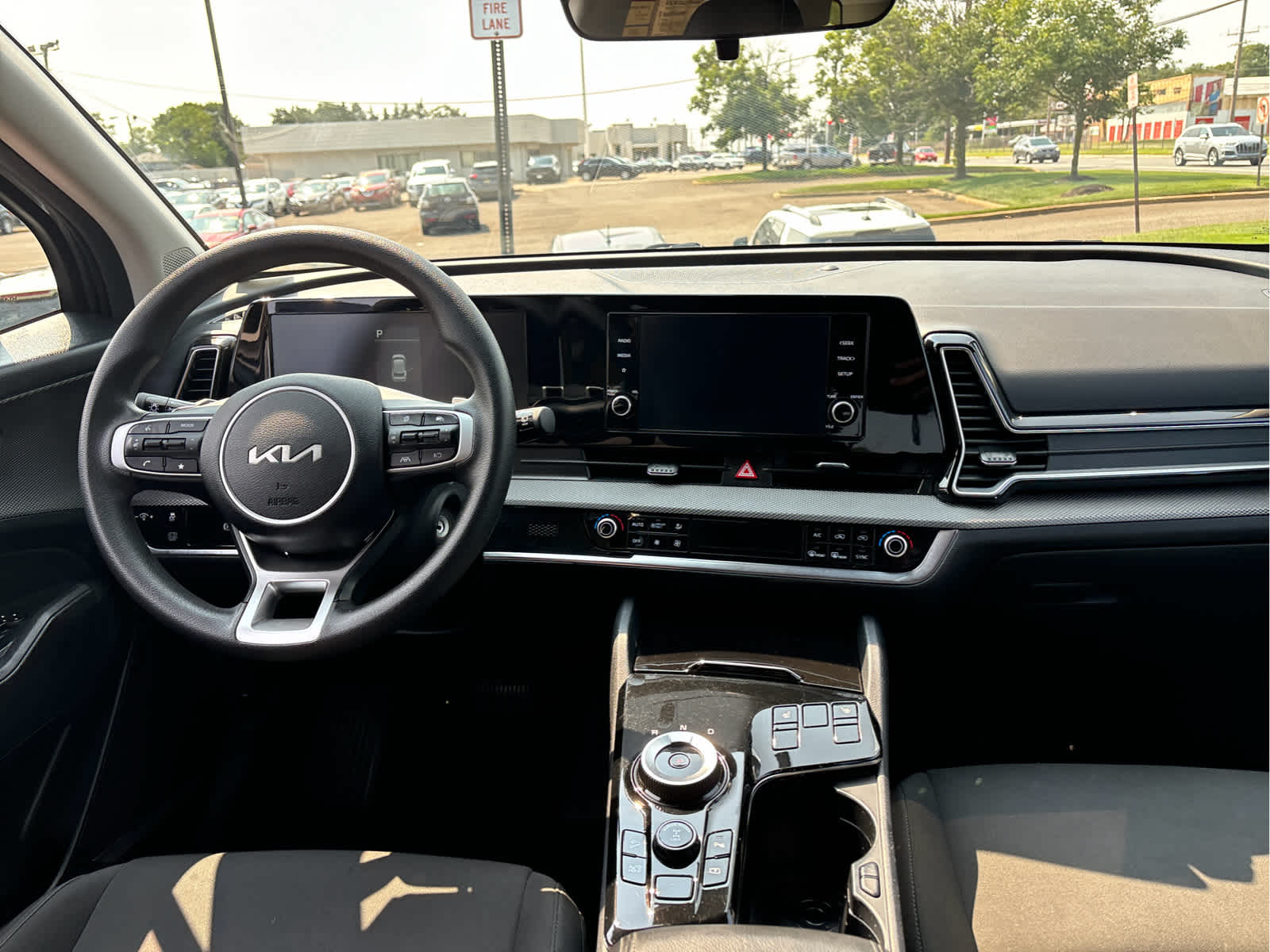 2023 Kia Sportage Hybrid LX