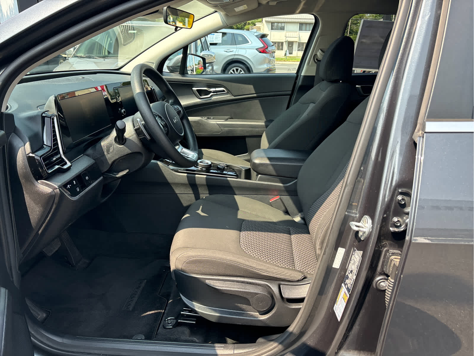 2023 Kia Sportage Hybrid LX