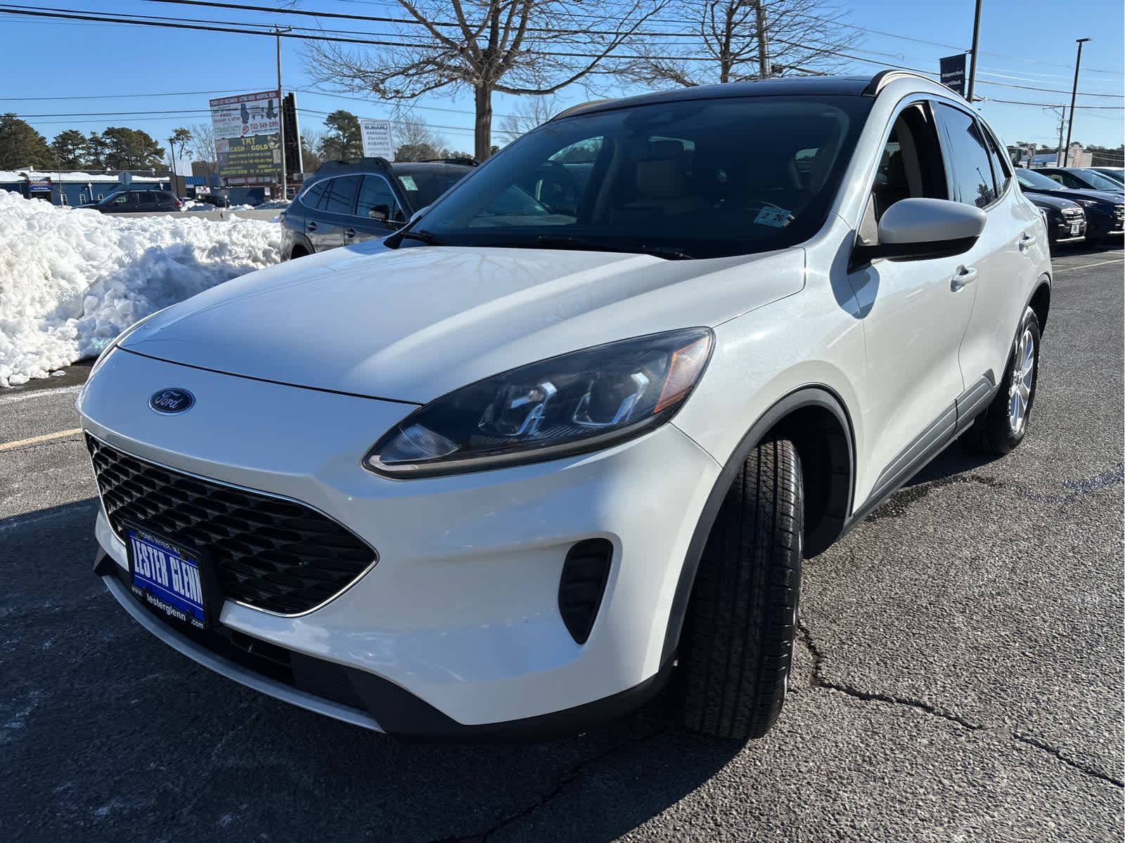 2020 Ford Escape SE