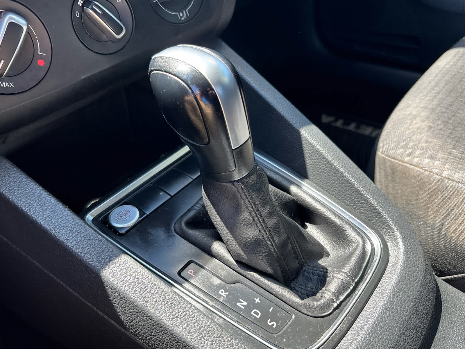 2015 Volkswagen Jetta 1.8T SE