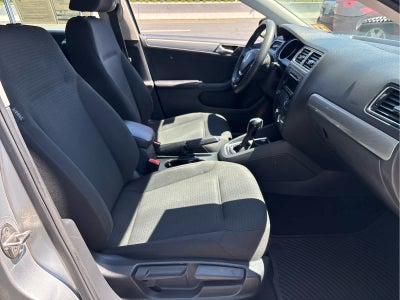 2015 Volkswagen Jetta 1.8T SE