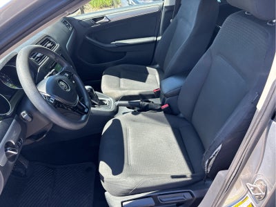 2015 Volkswagen Jetta 1.8T SE