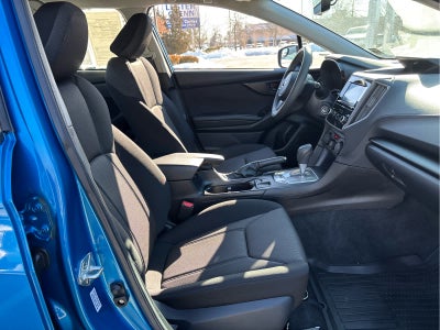 2022 Subaru Impreza 4-door CVT