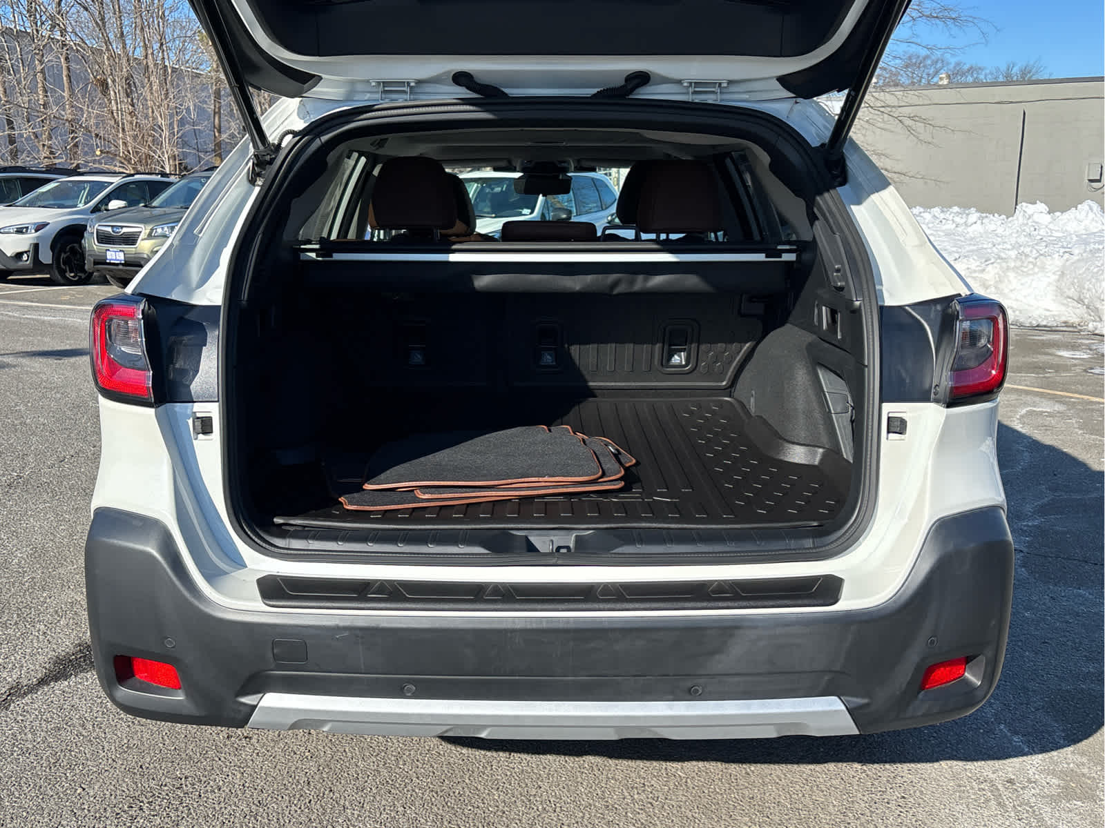 2023 Subaru Outback Touring