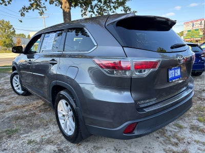2016 Toyota Highlander LE