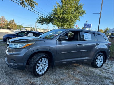 2016 Toyota Highlander LE