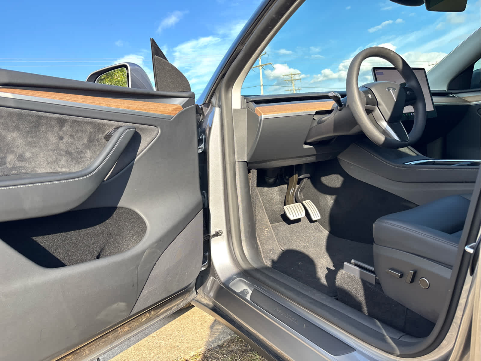 2024 Tesla Model Y Performance