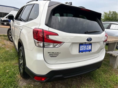 2024 Subaru Forester Premium