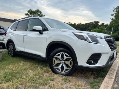 2024 Subaru Forester Premium