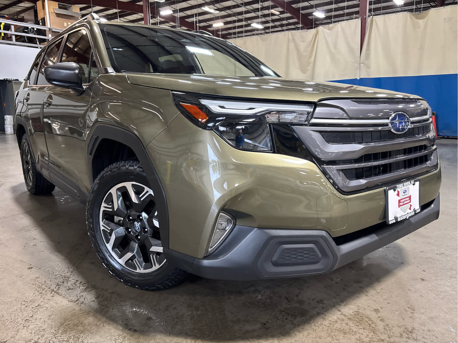 2025 Subaru Forester Premium