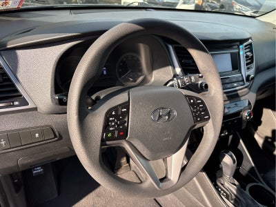 2017 Hyundai TUCSON SE