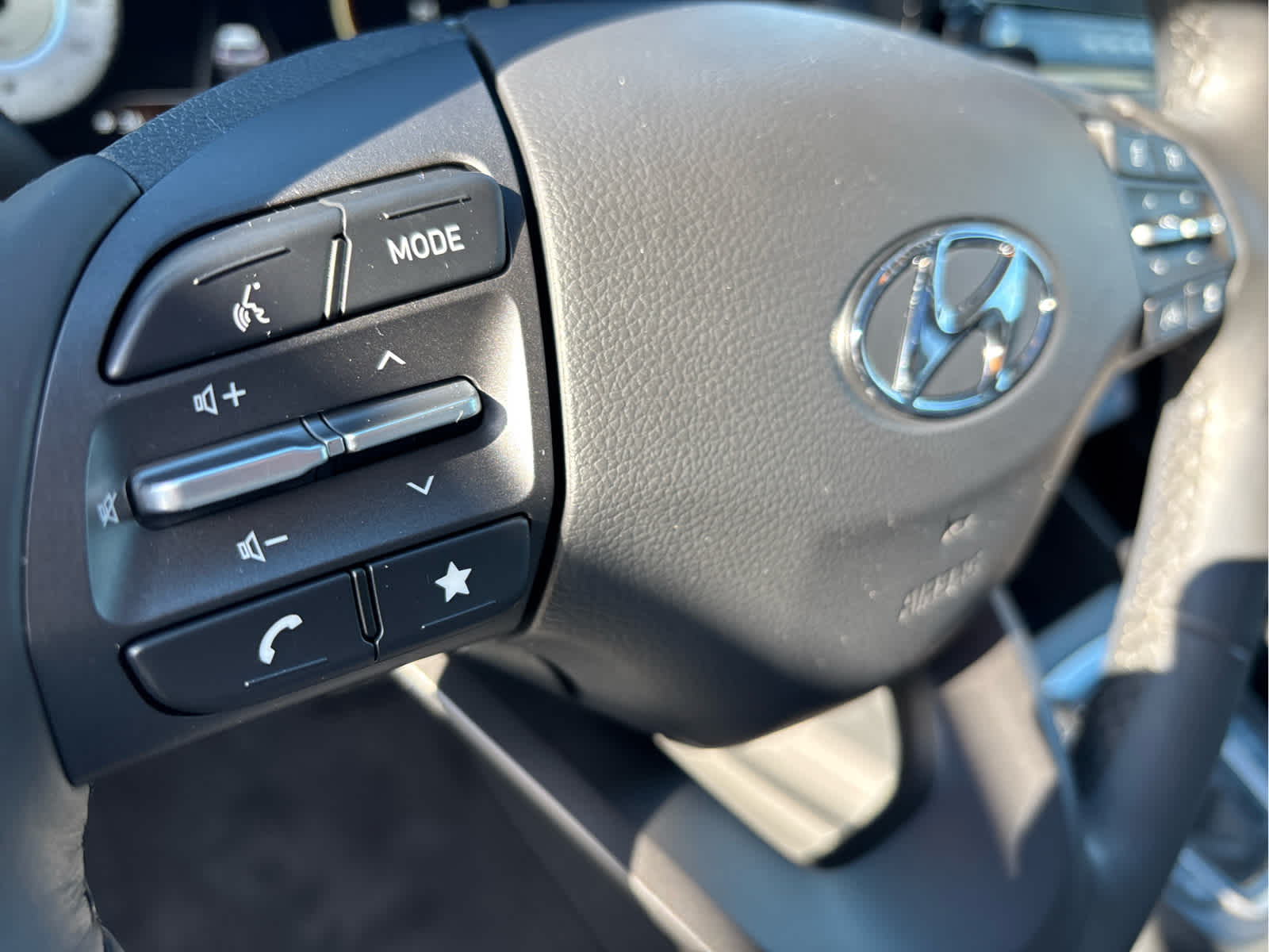 2023 Hyundai KONA Limited