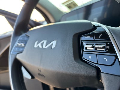 2024 Kia Niro EX Touring