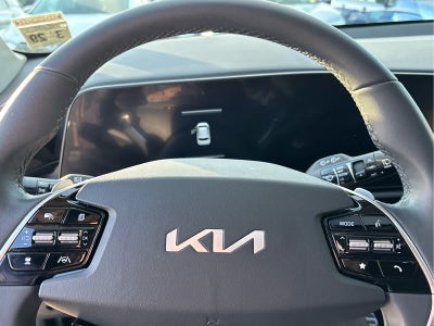 2024 Kia Niro EX Touring