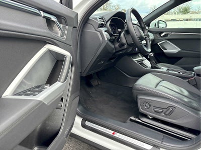 2021 Audi Q3 S line Premium