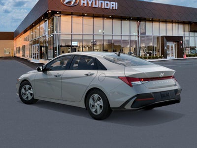 2026 Hyundai ELANTRA SE