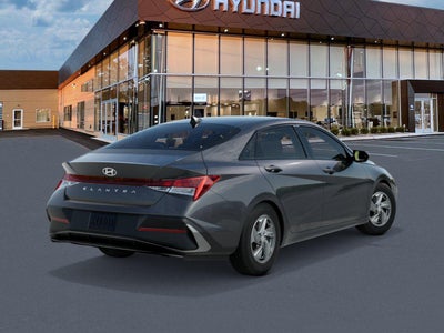 2026 Hyundai ELANTRA SE