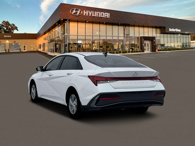 2026 Hyundai ELANTRA SE