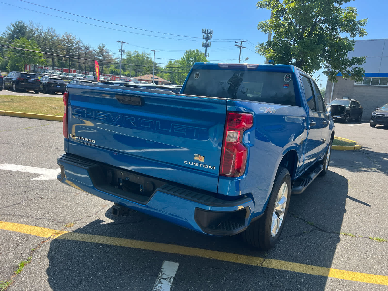 2023 Chevrolet Silverado 1500 Custom