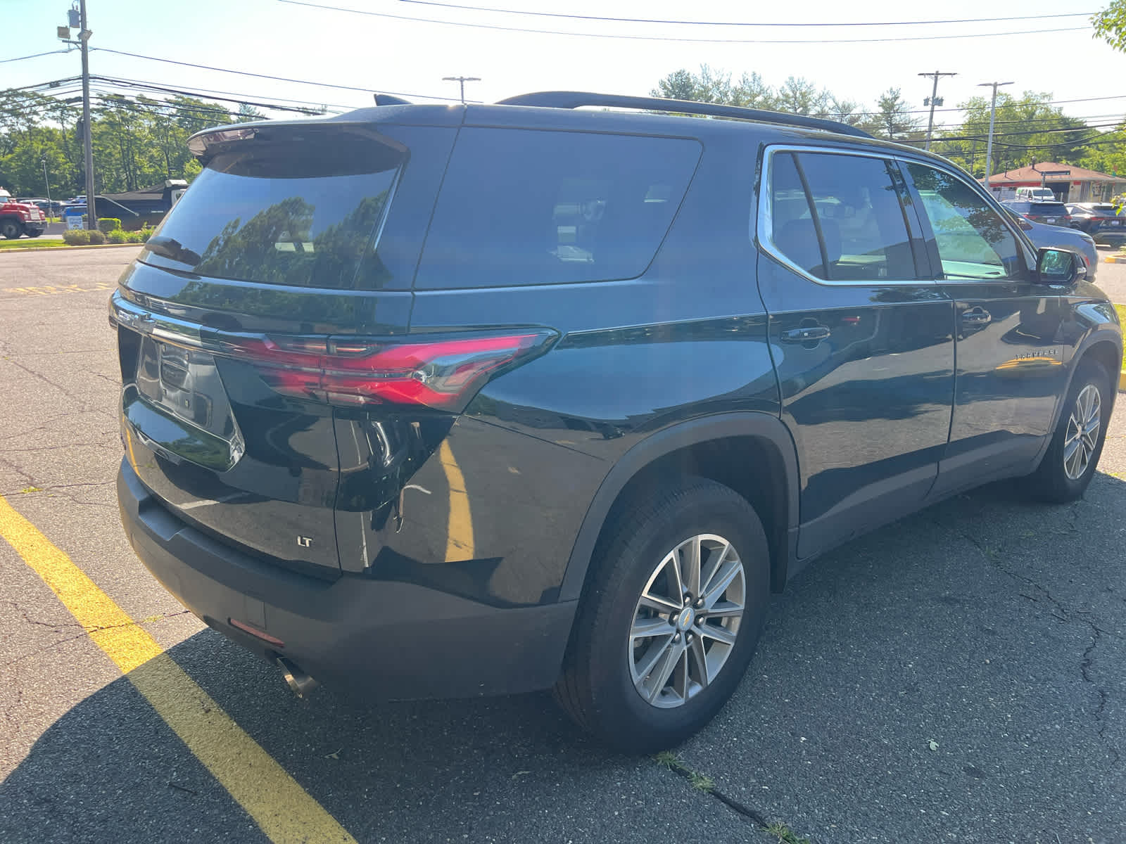 2023 Chevrolet Traverse LT Cloth
