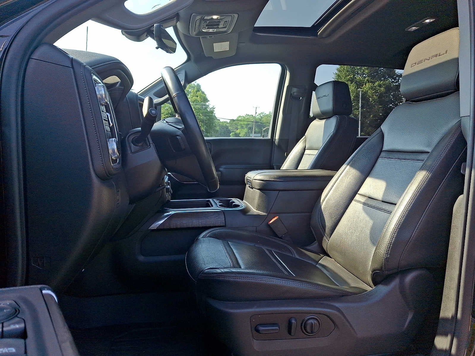 2023 GMC Sierra 2500HD Denali