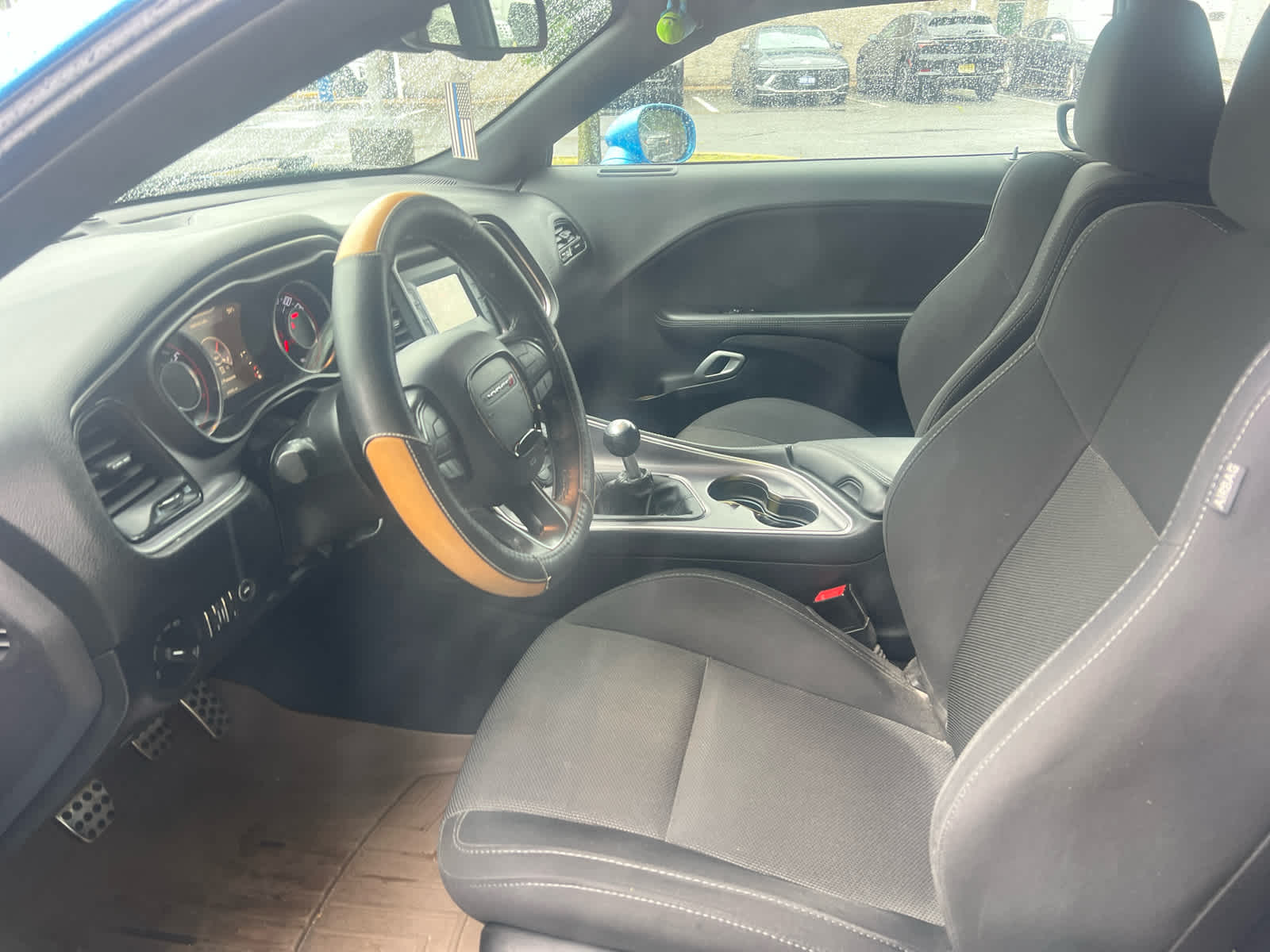 2016 Dodge Challenger R/T Shaker