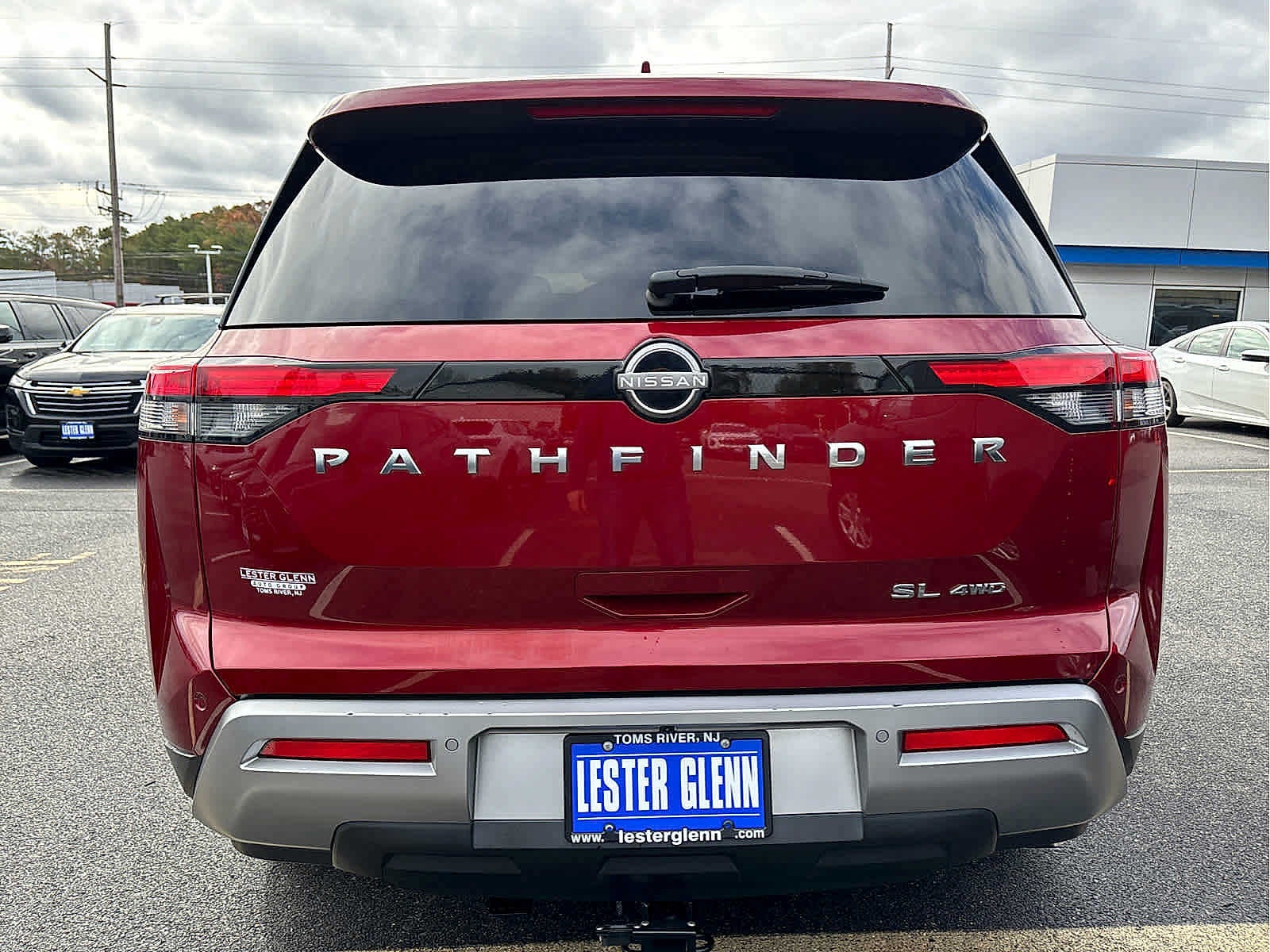 2022 Nissan Pathfinder SL