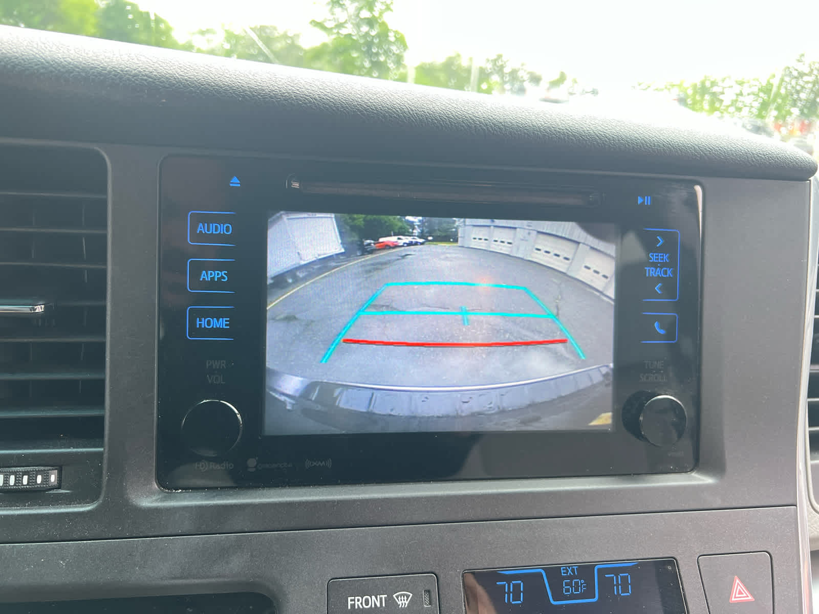2017 Toyota Sienna LE