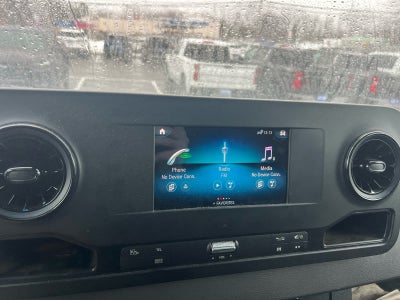 2022 Mercedes-Benz Sprinter Cargo Van 3500XD Standard Roof V6 144" 4WD