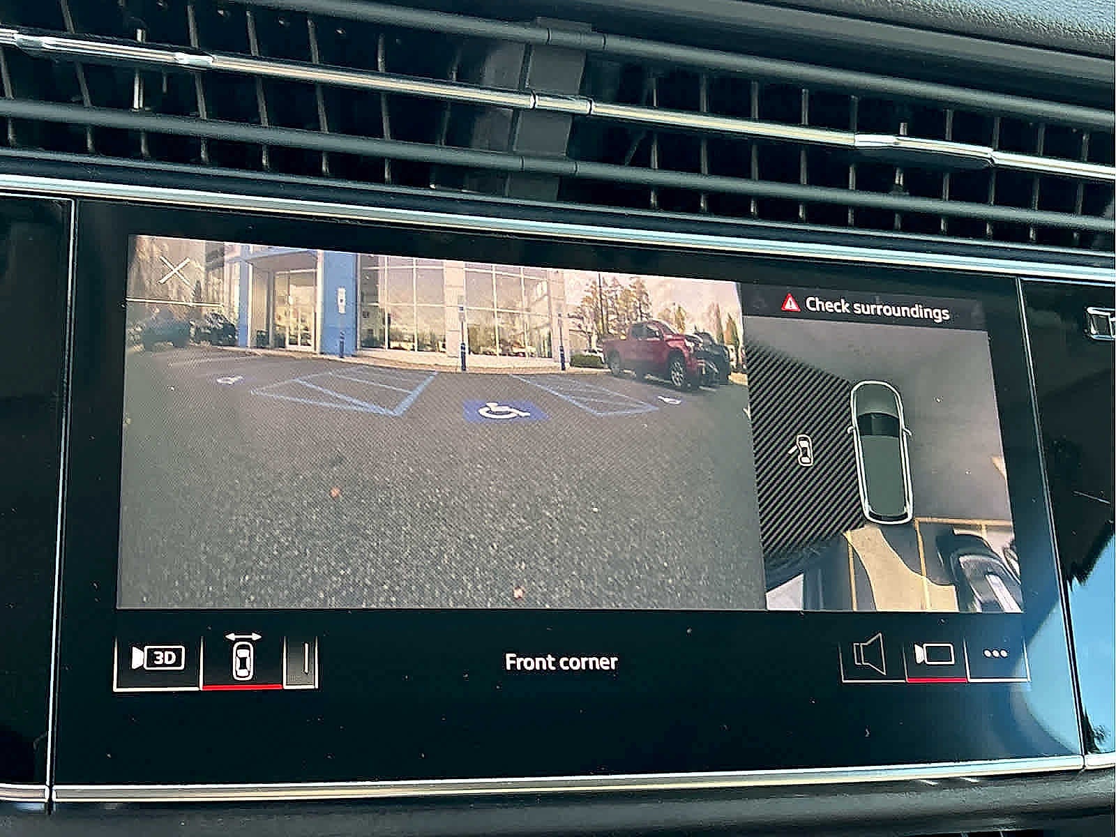 2022 Audi Q7 Premium Plus